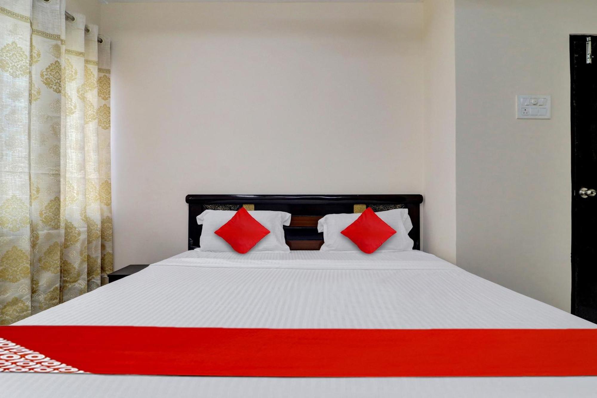 Hotel O Shri Ganesh Near By Himayatnagar,Ashok Nagar,Rtc X Roads Hyderabad Bagian luar foto