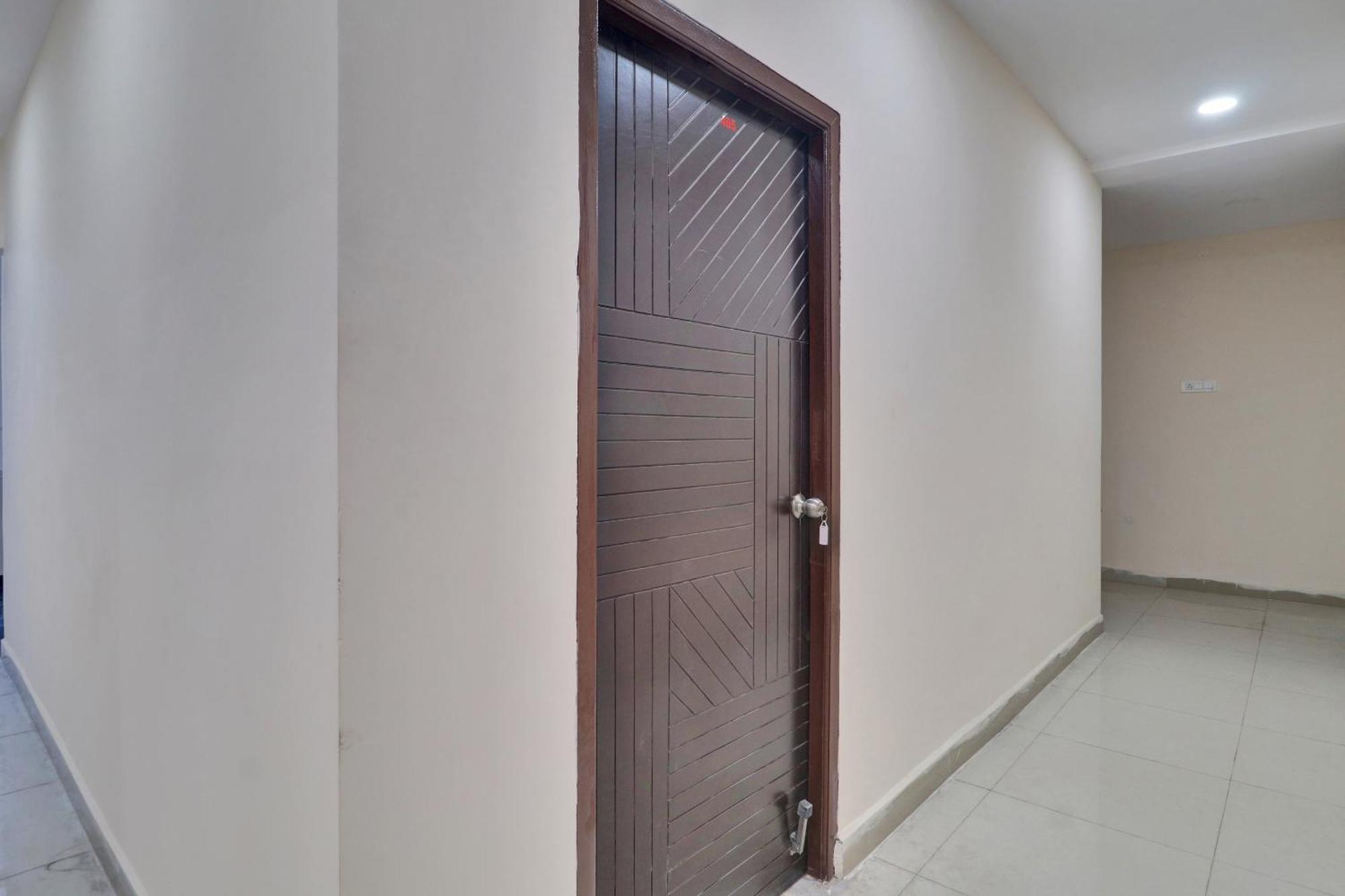 Hotel O Shri Ganesh Near By Himayatnagar,Ashok Nagar,Rtc X Roads Hyderabad Bagian luar foto